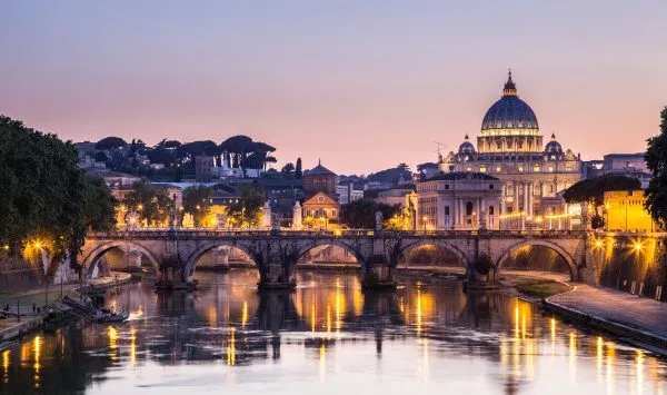 Night view at St. Peter's cathedral in Rome, Italy